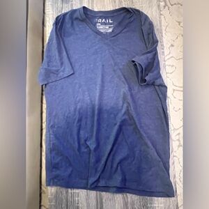 Nordstrom The Rail blue V-neck t-shirt size xlarge men’s